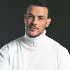 Σάκης Αρσενίου