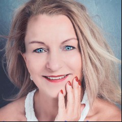 Corinna Anders