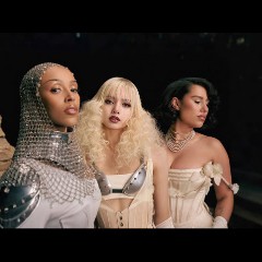 LISA UND DOJA CAT MIT RAYE