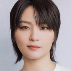Bibi Zhou