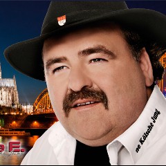 Uwe E.