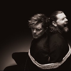 Michael Patrick Kelly & Rea Garvey