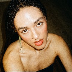 Akemi Fox