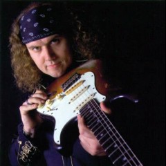 Julian Sas
