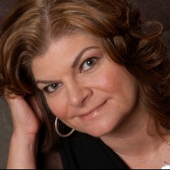Knee Deep in Bluegrass with Cindy Baucom