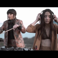 Giolì & Assia feat. Hang Massive