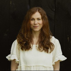Steffany Gretzinger, Leeland
