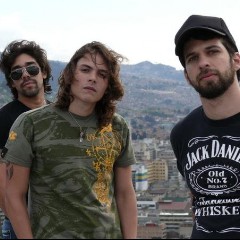 Los de Adentro