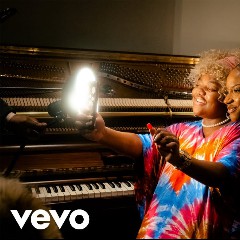 People ft. Ayra Starr, Omah Lay