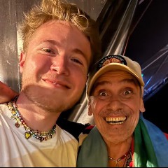 Alfa, Manu Chao
