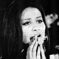 Mirna Doris