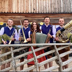 Bodenständige unverfälschte Volksmusik