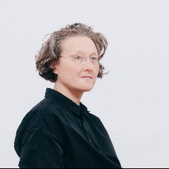 Beatrice Dillon