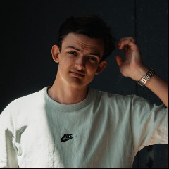 Thom Merlin, Raphael DeLove