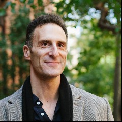 Aaron Tracy