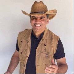 Ton Oliveira