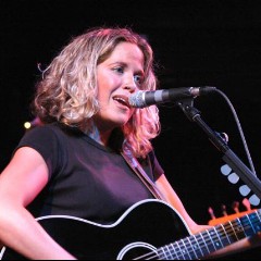 Amy Wadge