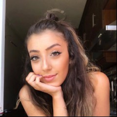 Elif Naz