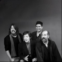 Paul McCartney, Dave Grohl, Krist Novoselic & Pat Smear