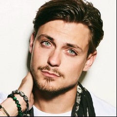 Julian Jordan & EJ3000