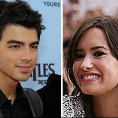 Joe Jonas and Demi Lovato