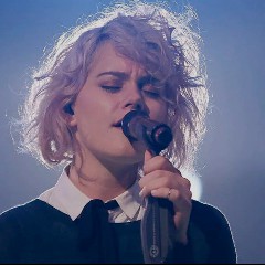 Hillsong Worship, Hillsong en Español & TAYA