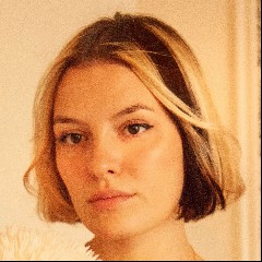 Hélène Sio