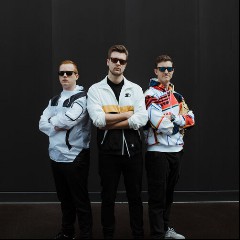 Sunlike Brothers & Mannymore