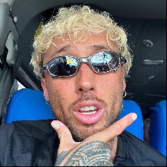 Lance Savali