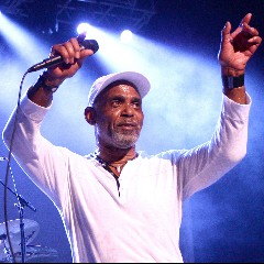 Frankie Beverly & Maze