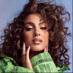 Tori Kelly