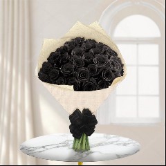 ROSAS NEGRAS