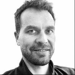 Oliver Bach