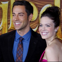 Mandy Moore & Zachary Levi