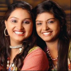 Nooran Sisters