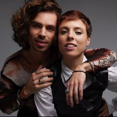 Mia Nicolai & Dion Cooper