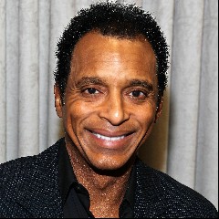 Jon Secada