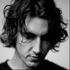 Dean Lewis