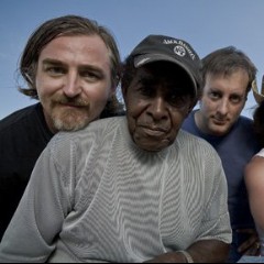 T-Model Ford and Gravelroad