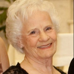 Nell Alvarez