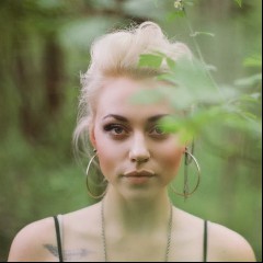 Tiscore feat. Julia Ross