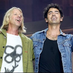 Jonas Brothers & Switchfoot