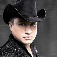 Julión Álvarez y su Norteño Banda