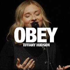 Tiffany Hudson & Essential Worship