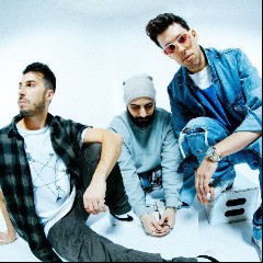 Cash Cash + lovelytheband