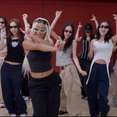 Saweetie feat. TWICE