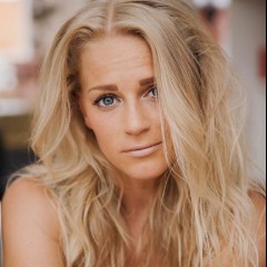 Julia Lindholm