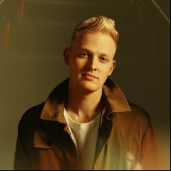 Cade Thompson