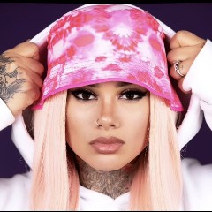 Snow tha Product