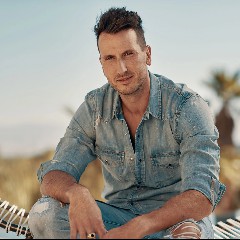 Russell Dickerson